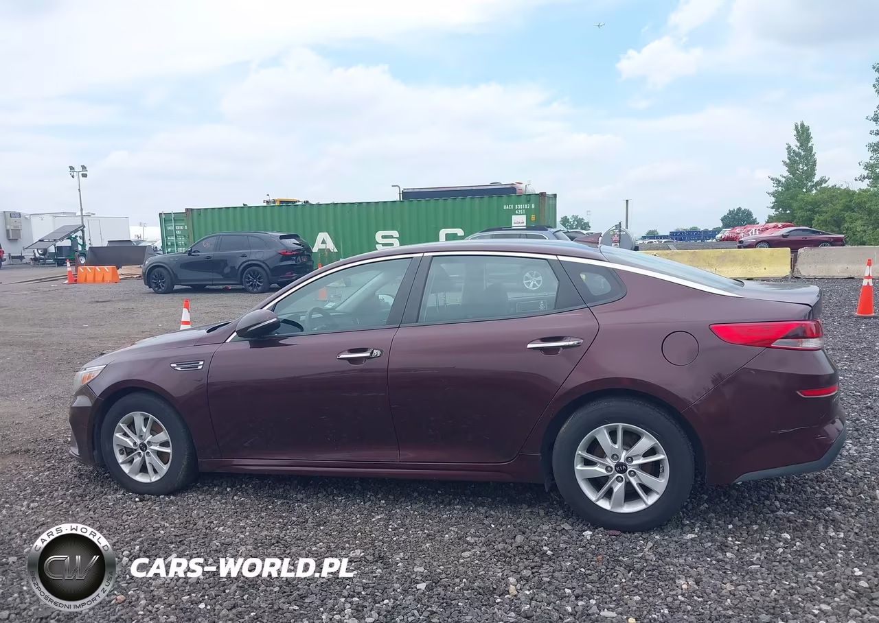 2019 Kia Optima Lx VIN:5XXGT4L33KG282025 - 14