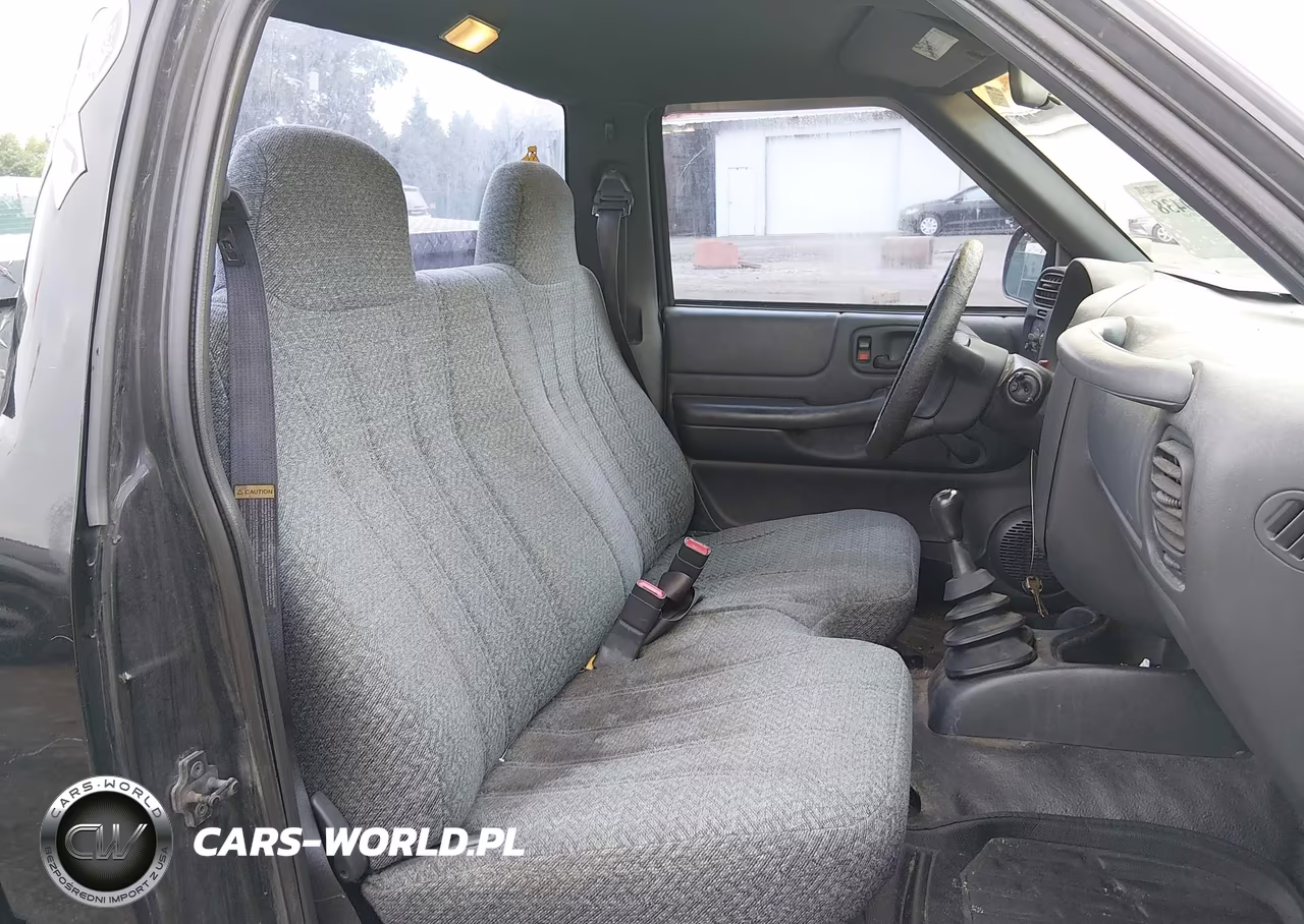 1999 Chevrolet S-10 VIN:1GCCS1442XK181692 - 8