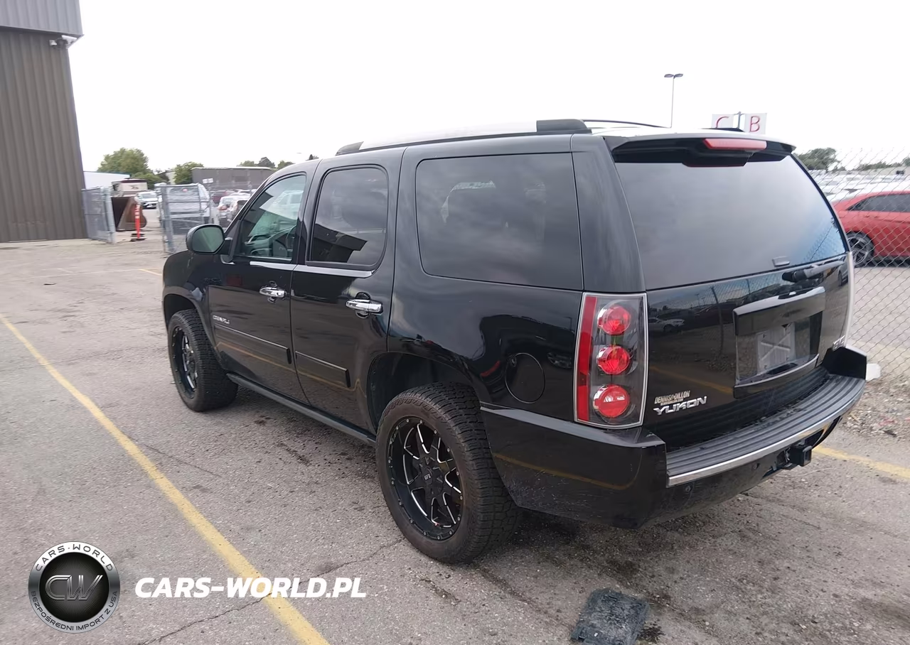 2013 GMC Yukon Denali VIN:1GKS2EEFXDR304018 - 3