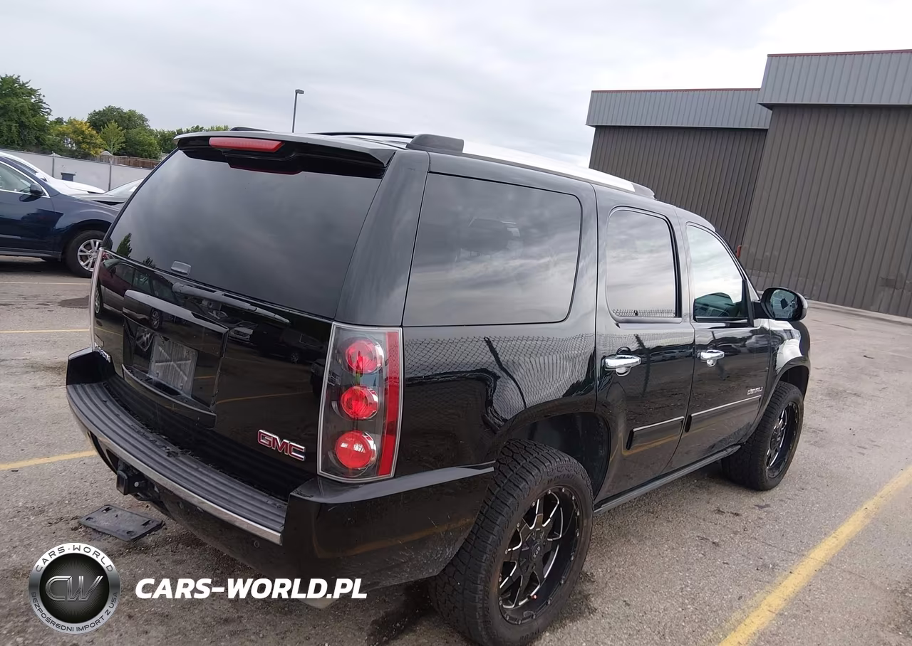 2013 GMC Yukon Denali VIN:1GKS2EEFXDR304018 - 4