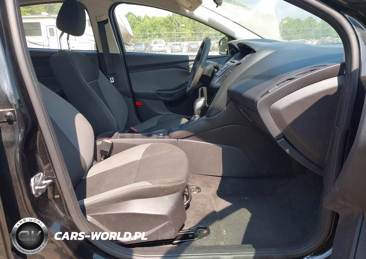 2014 Ford Focus S VIN:1FADP3E25EL451705 - 5
