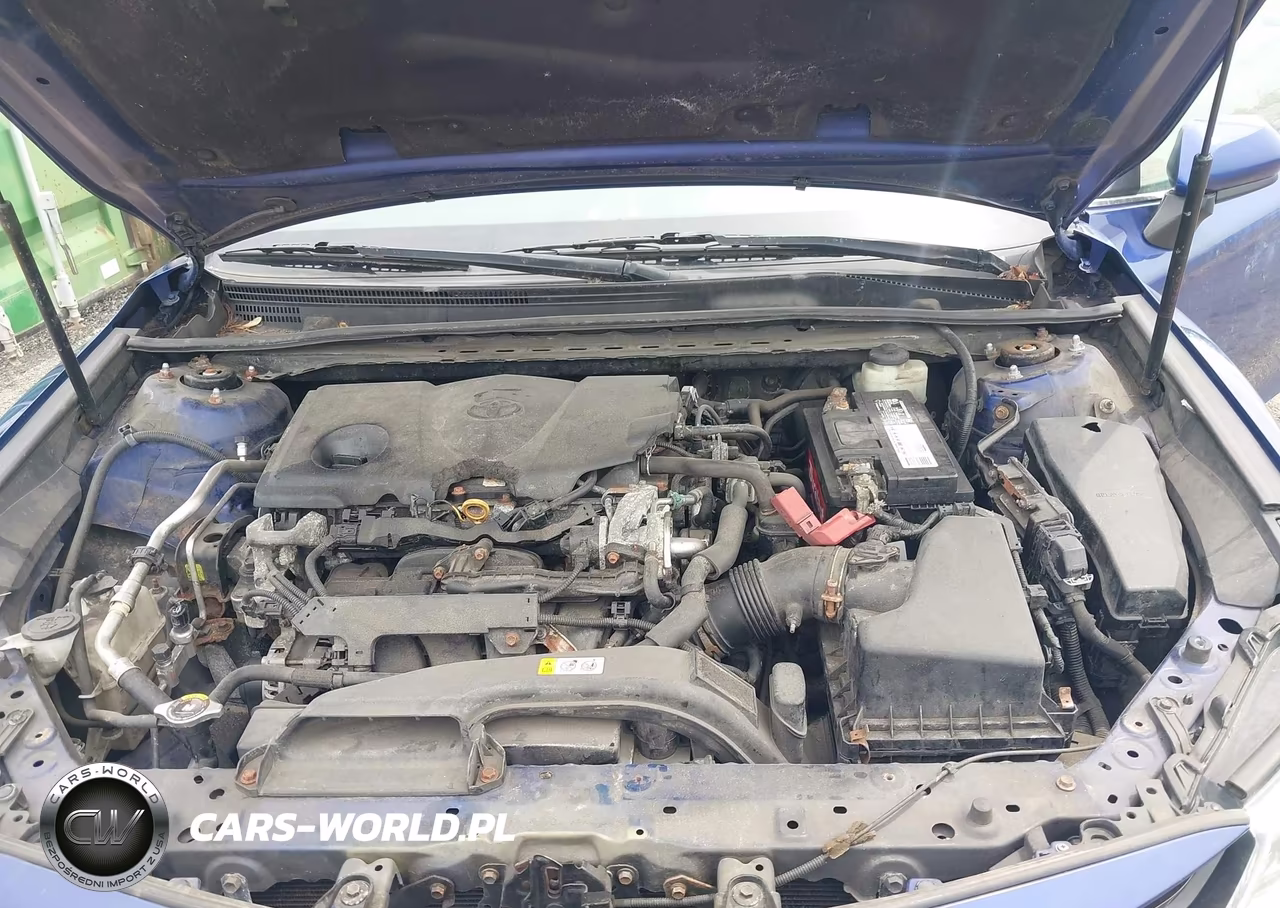 2018 Toyota Camry Le VIN:4T1B11HK8JU604712 - 10
