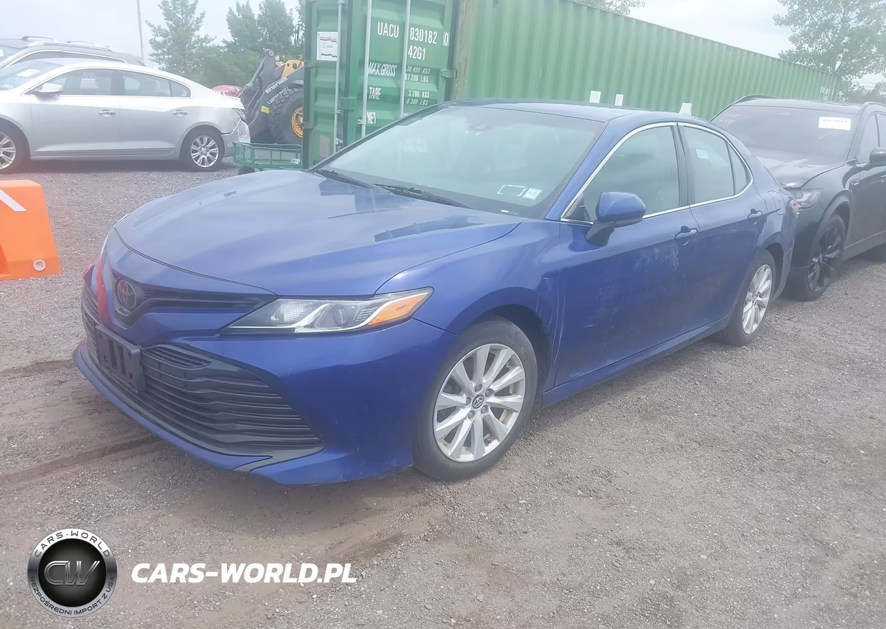 2018 Toyota Camry Le VIN:4T1B11HK8JU604712 - 2
