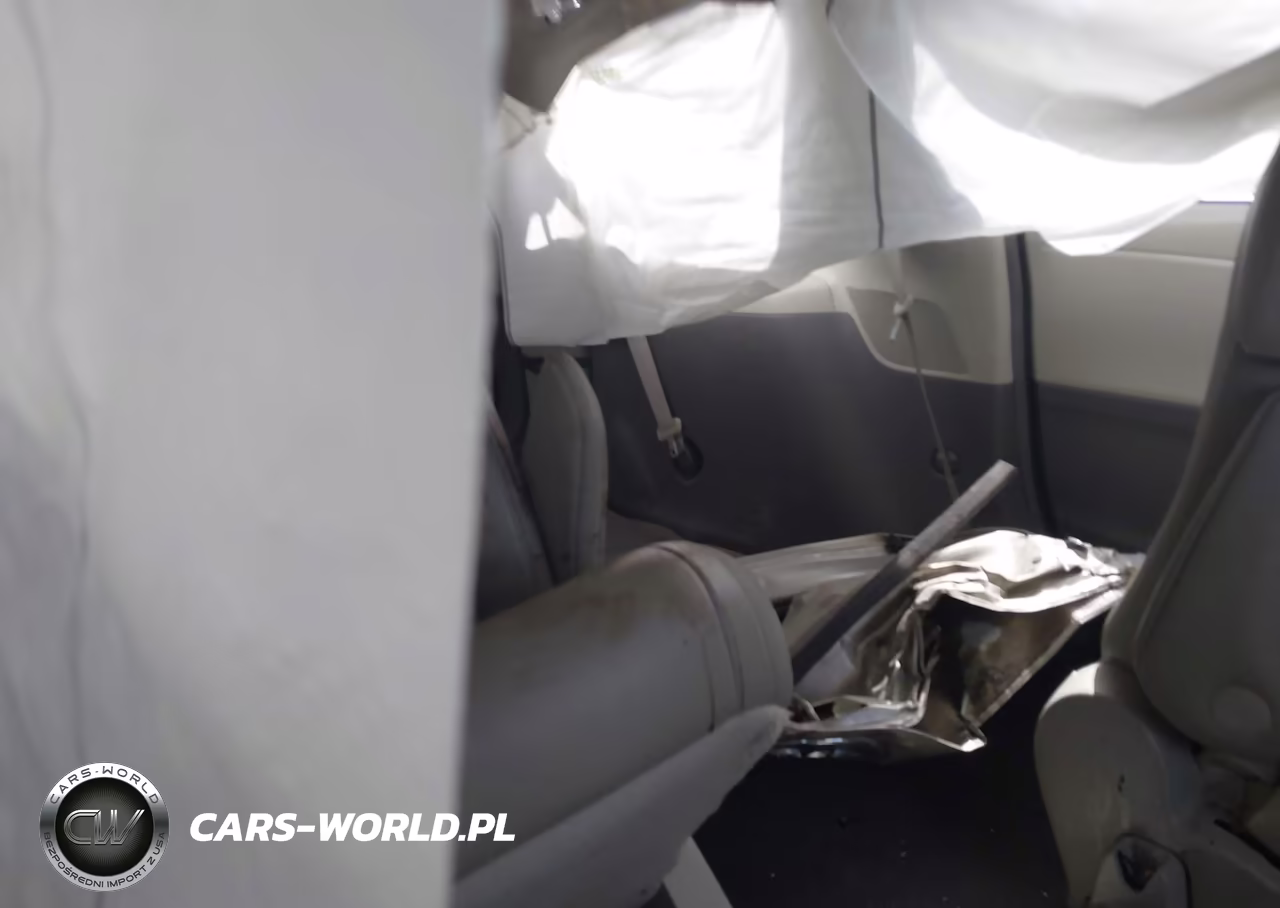 2015 Toyota Sienna Xle 8 Passenger VIN:5TDYK3DC6FS532023 - 8