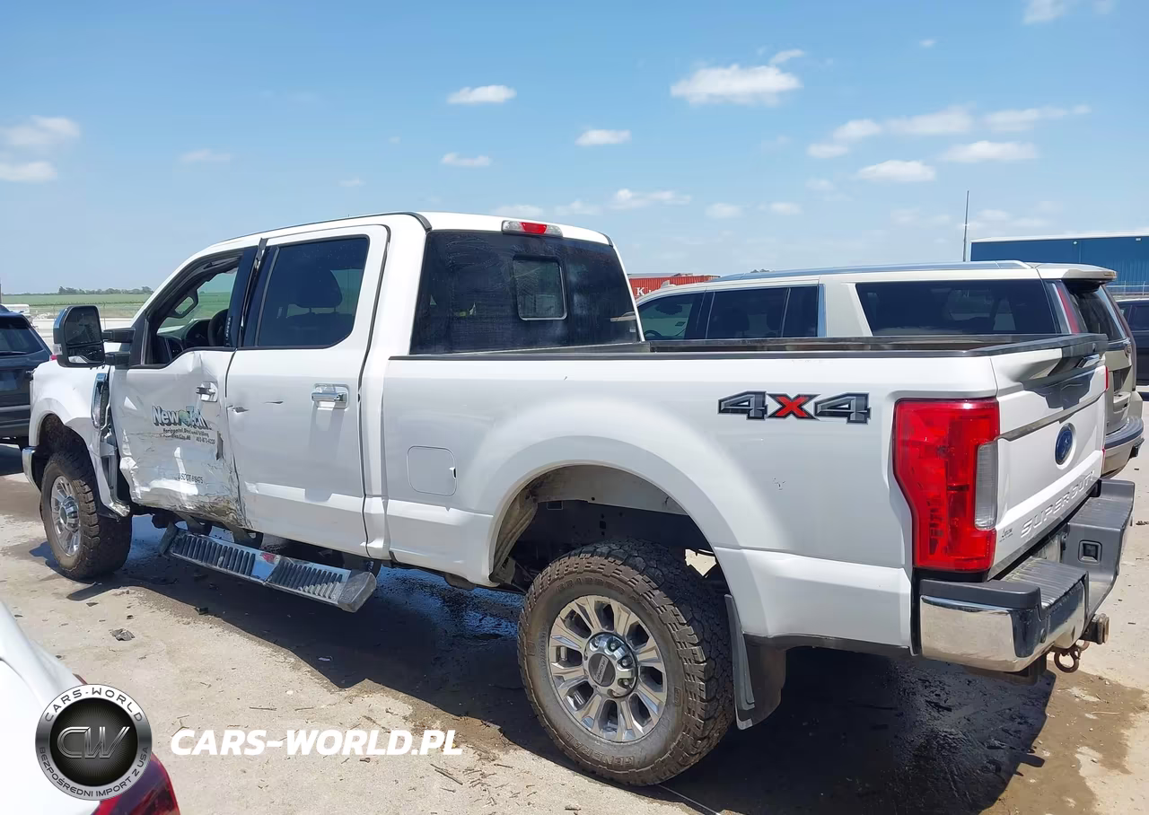 2019 Ford F-250 King Ranch-Lariat-Platinum-Xl-Xlt VIN:1FT7W2B61KEE83370 - 14