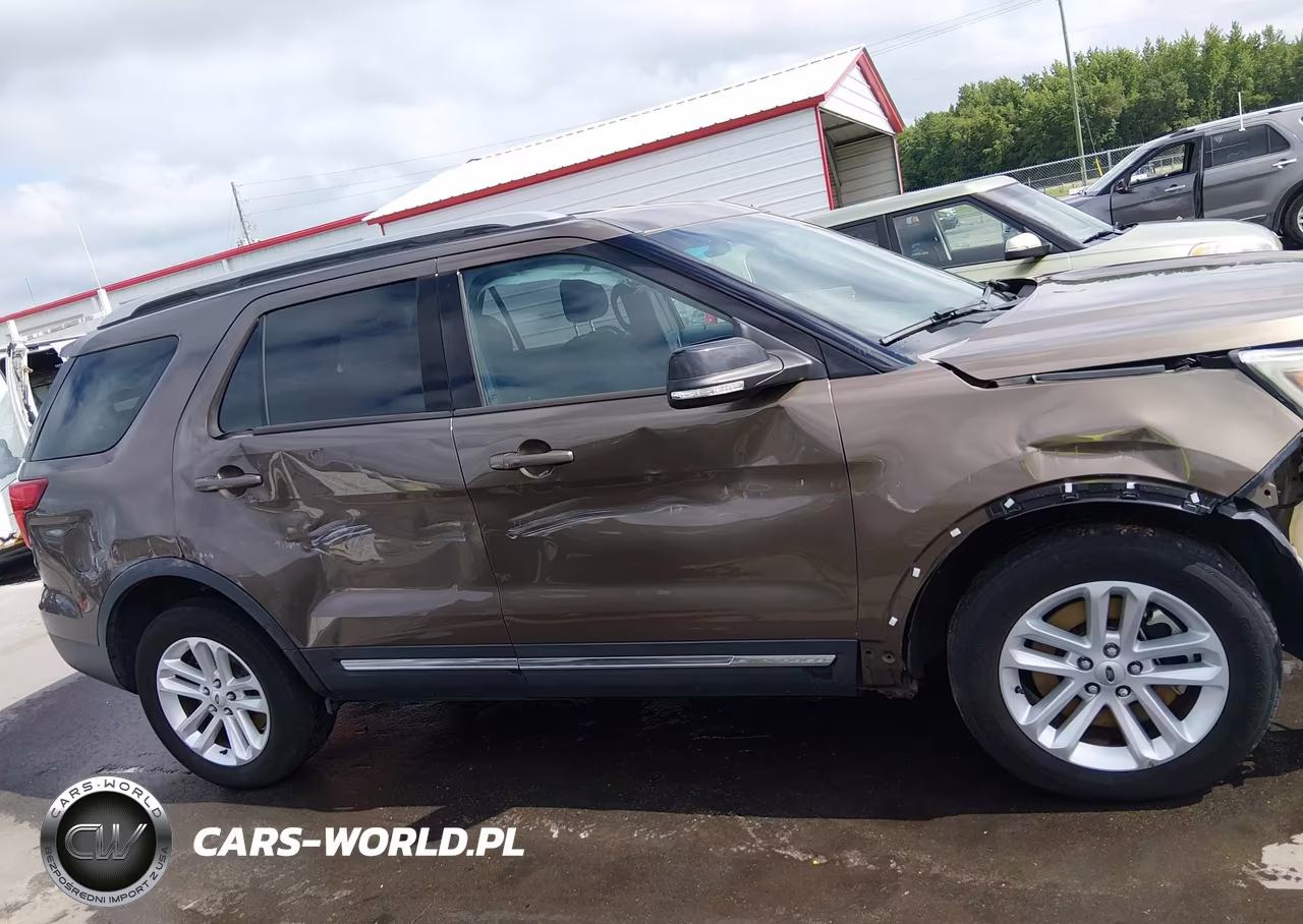 2016 Ford Explorer Xlt VIN:1FM5K7D81GGA30162 - 14