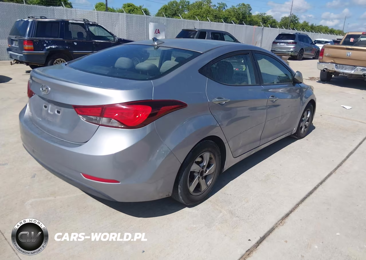2015 Hyundai Elantra Se VIN:5NPDH4AE3FH606979 - 4