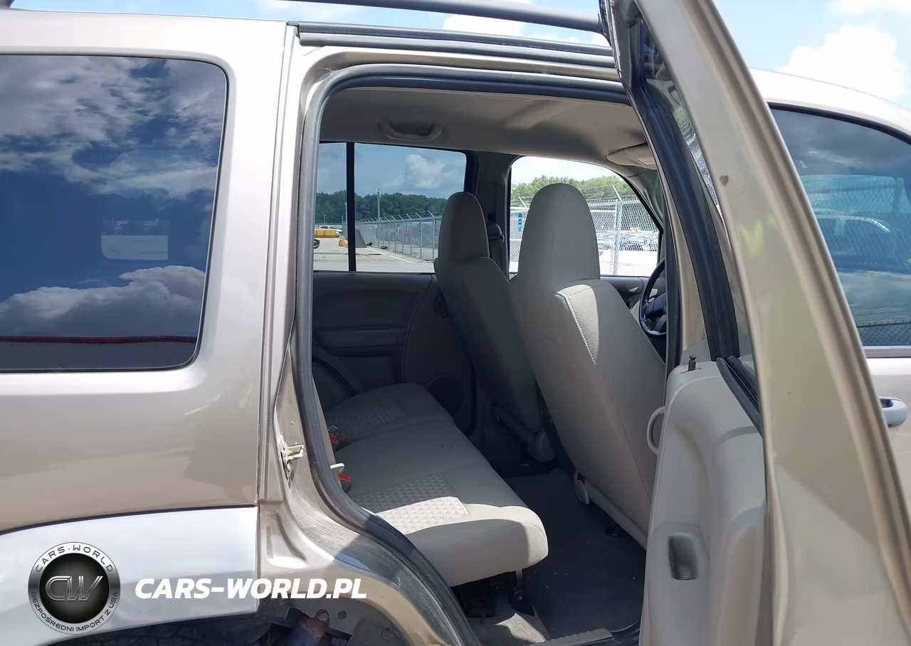 2006 Jeep Liberty Sport VIN:1J4GL48K46W133993 - 8