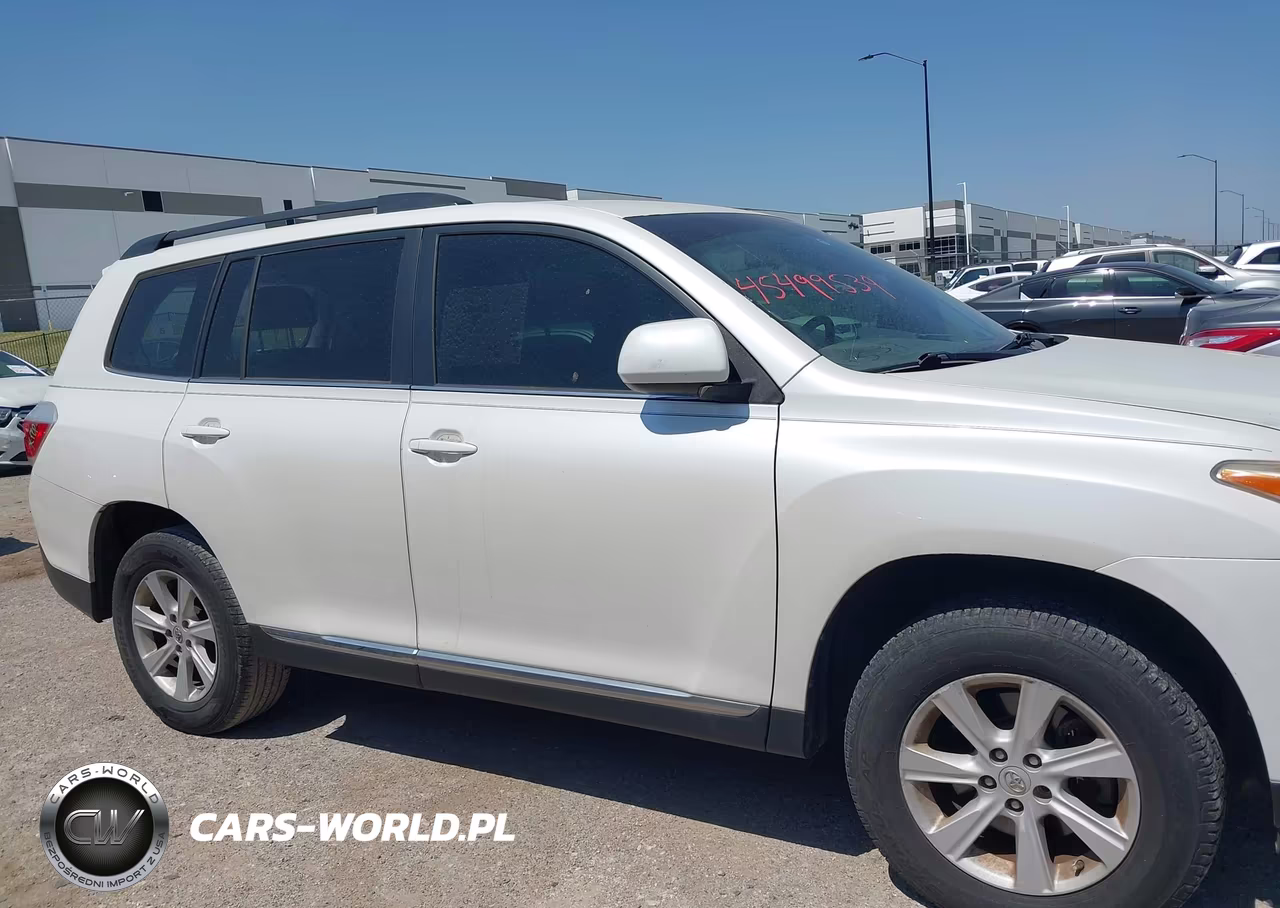 2013 Toyota Highlander Base Plus VIN:5TDZA3EH2DS041690 - 13