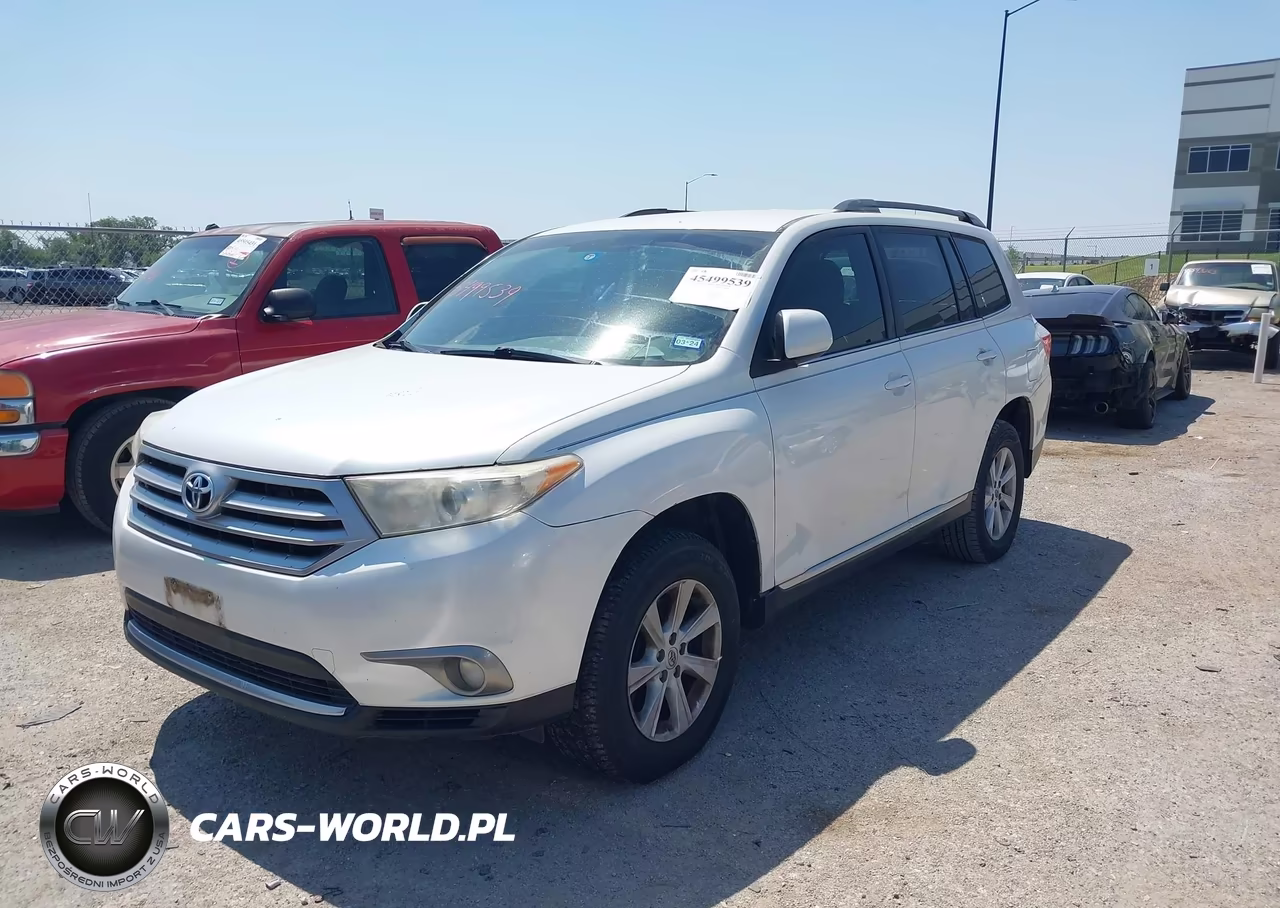 2013 Toyota Highlander Base Plus VIN:5TDZA3EH2DS041690 - 2