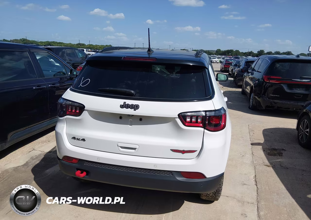 2025 Jeep Compass Trailhawk 4X4 VIN:3C4NJDDNXST551123 - 16