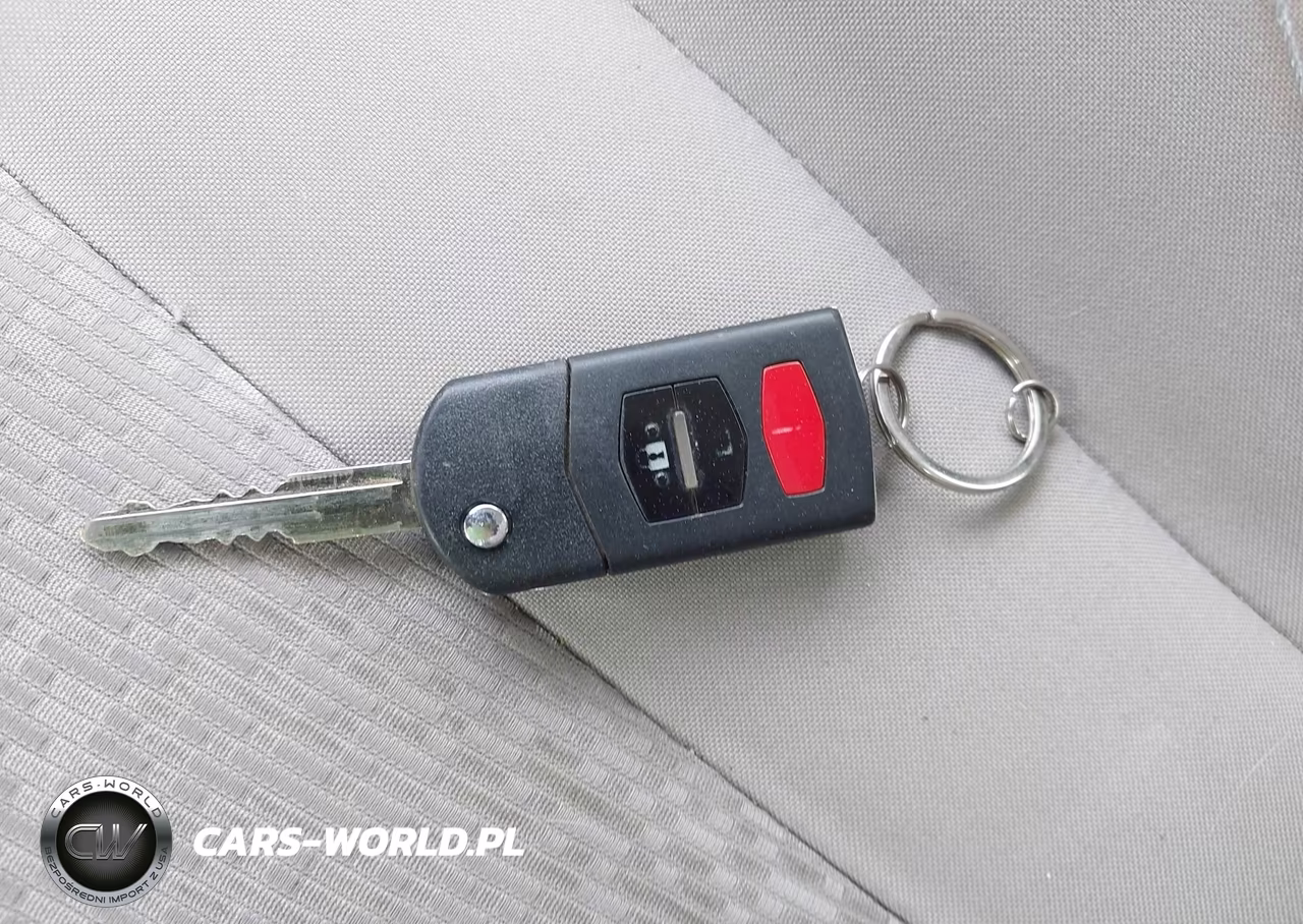 2012 Mazda Mazda5 Sport VIN:JM1CW2BLXC0128491 - 11