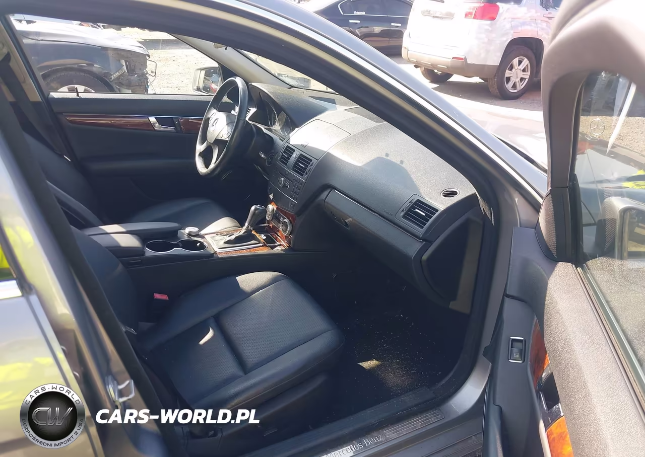 2011 Mercedes-Benz C 300 VIN:WDDGF8BB9BR159534 - 5