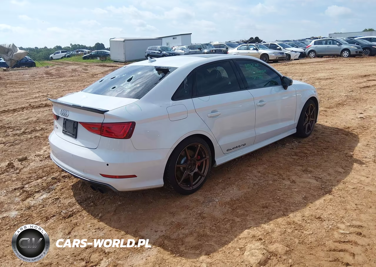 2016 Audi S3 Prestige VIN:WAUF1GFF4G1030518 - 4
