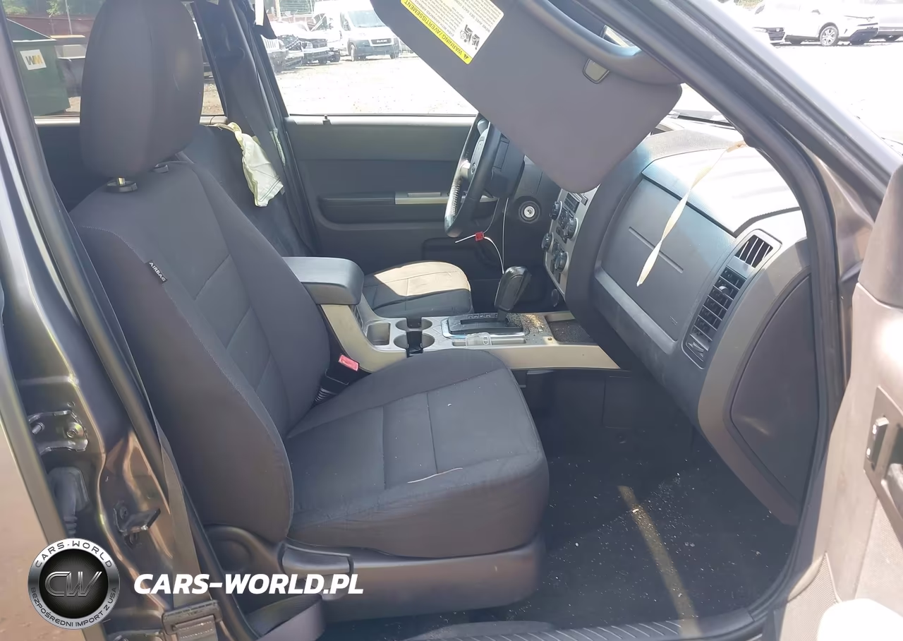 2011 Ford Escape Xlt VIN:1FMCU0D74BKA79880 - 5