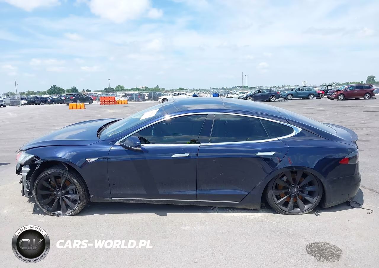 2014 Tesla Model S P85 VIN:5YJSA1H10EFP49088 - 14