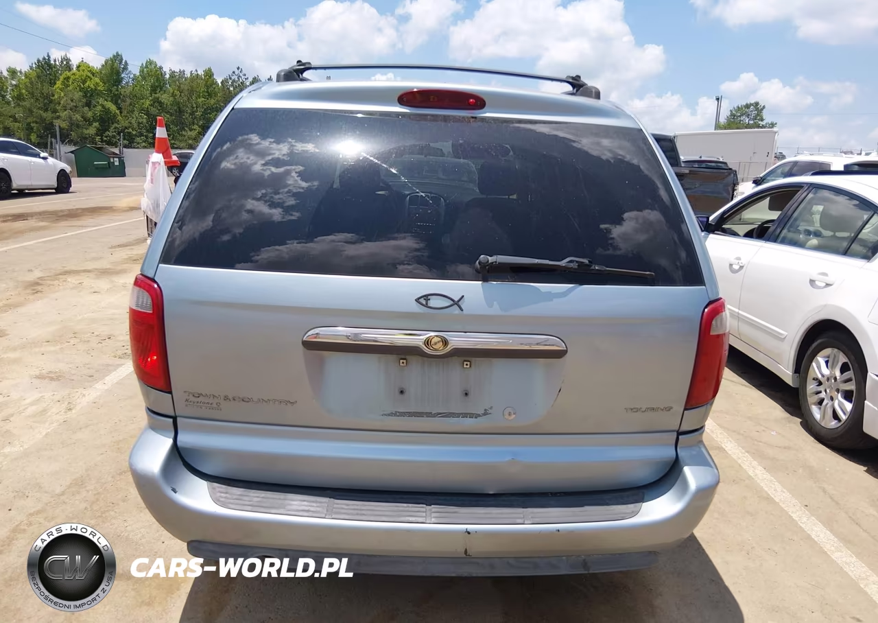 2005 Chrysler Town & Country Touring VIN:2C4GP54L45R499152 - 17