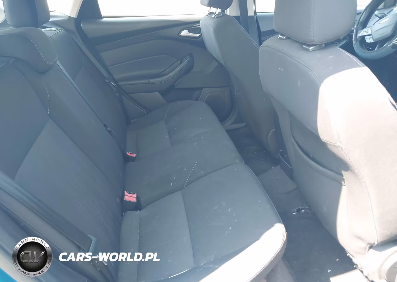 2015 Ford Focus Se VIN:1FADP3K23FL288316 - 8