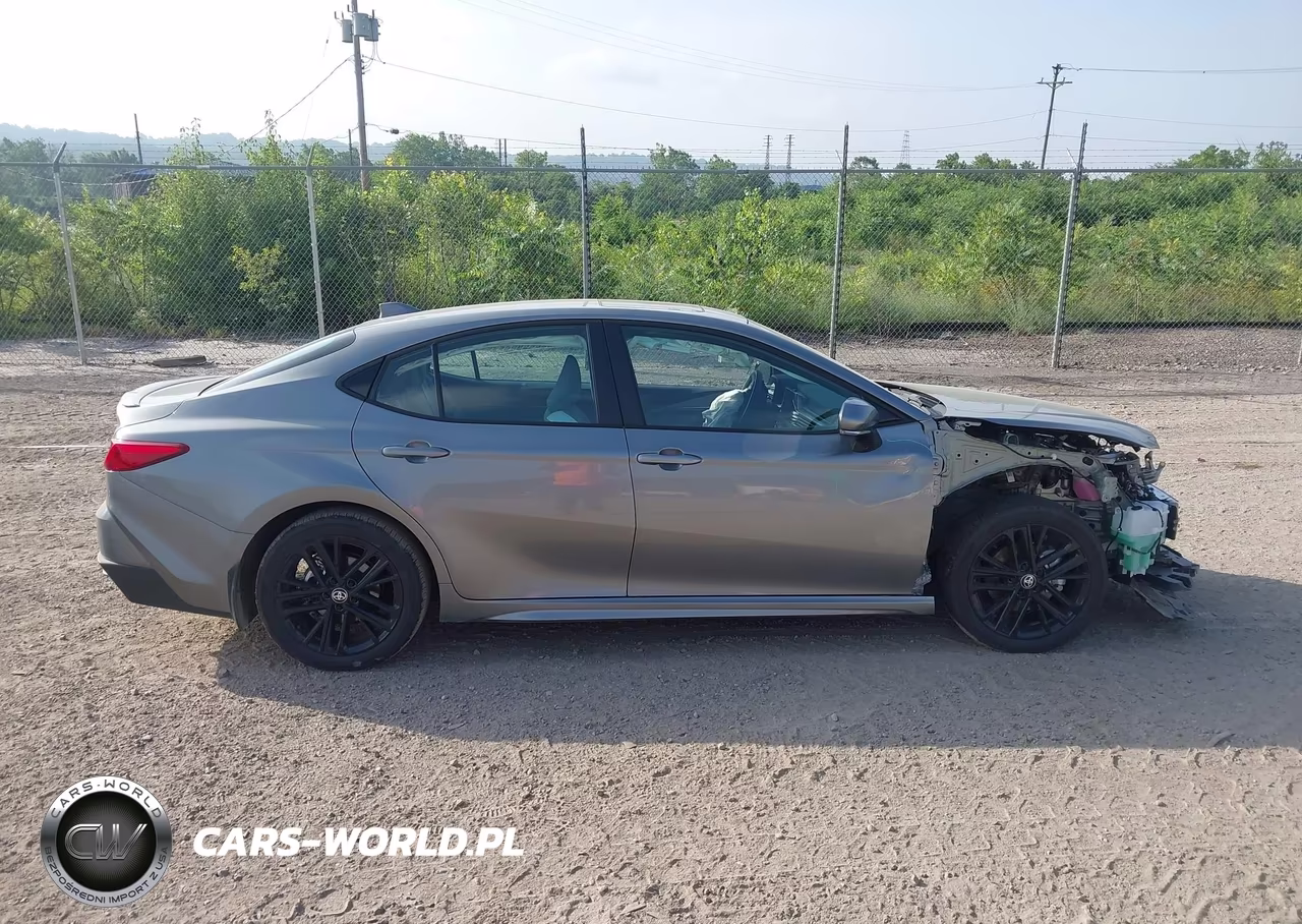 2026 Toyota Camry Se VIN:4T1DBADK5TU058188 - 14