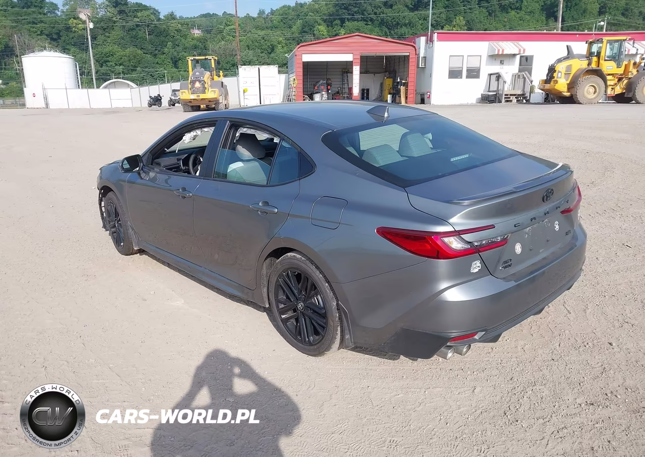 2026 Toyota Camry Se VIN:4T1DBADK5TU058188 - 3