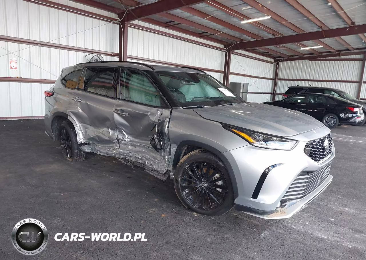2023 Toyota Highlander Xse