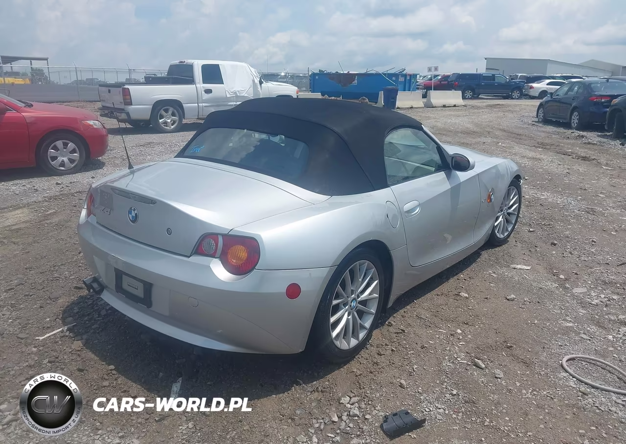 2003 BMW Z4 2.5I VIN:4USBT33473LS44581 - 4