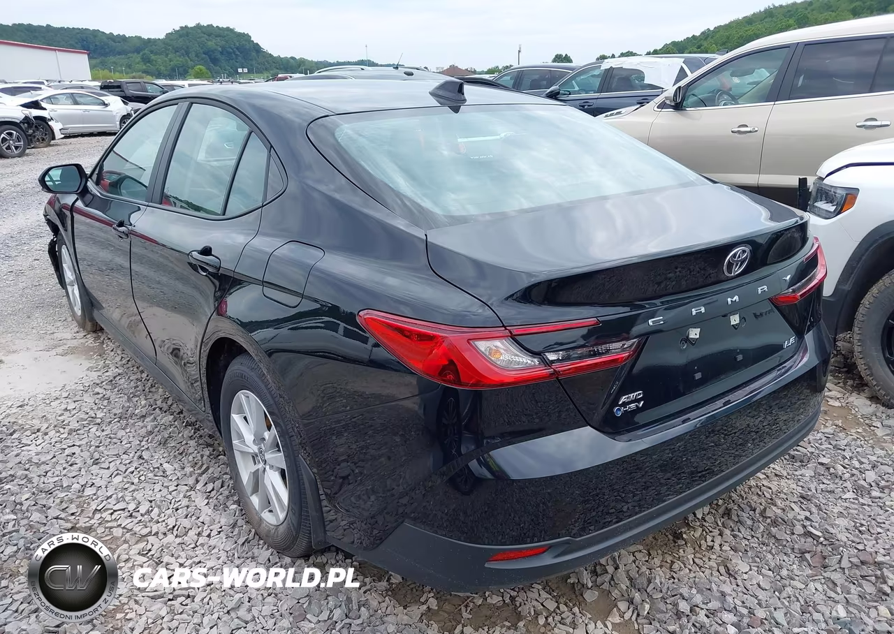 2026 Toyota Camry Le VIN:4T1DBADKXTU058512 - 3