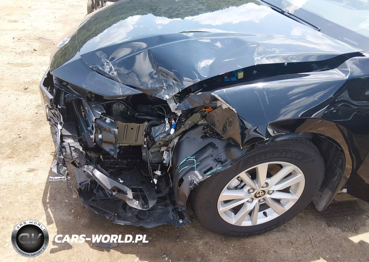 2026 Toyota Camry Le VIN:4T1DBADKXTU058512 - 6
