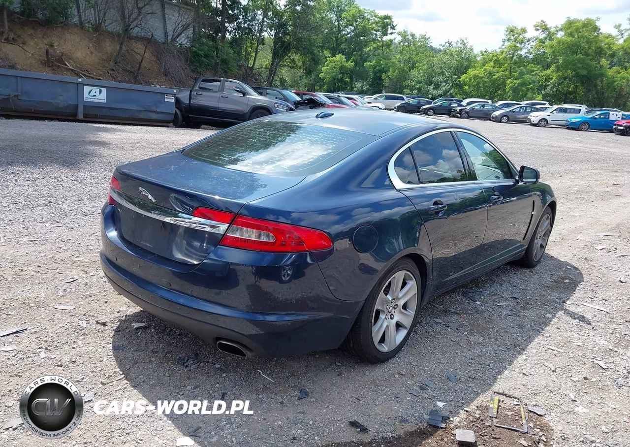 2011 Jaguar Xf VIN:SAJWA0FB8BLS01700 - 4
