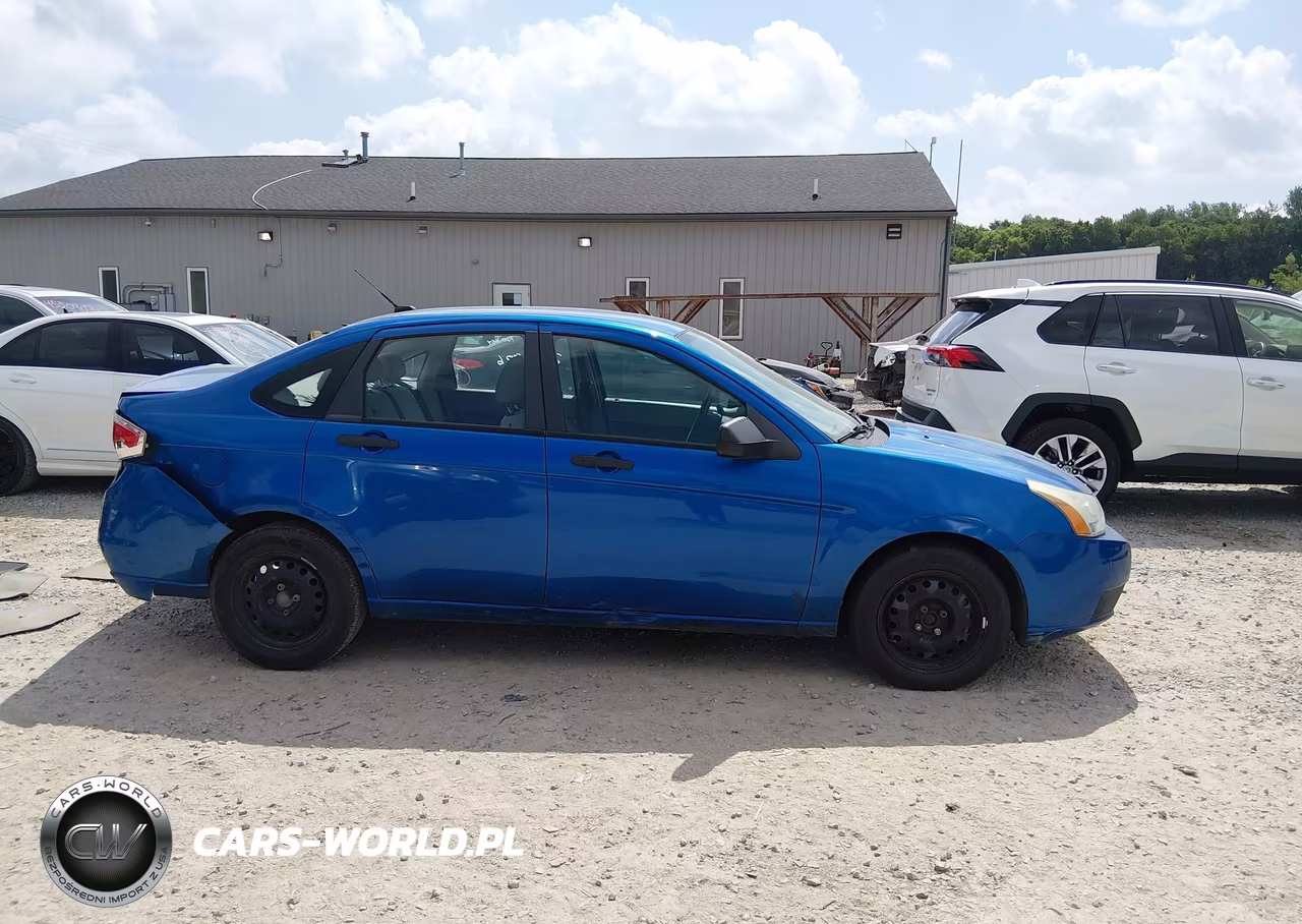 2010 Ford Focus S VIN:1FAHP3EN5AW278286 - 13