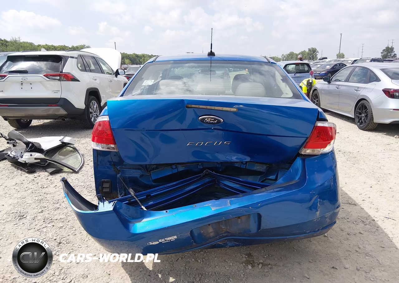 2010 Ford Focus S VIN:1FAHP3EN5AW278286 - 16