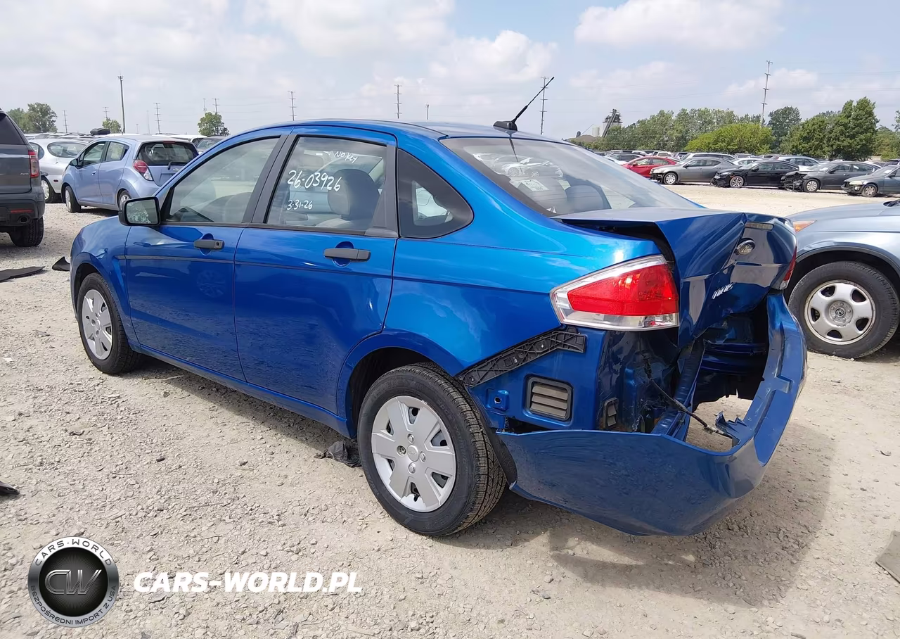 2010 Ford Focus S VIN:1FAHP3EN5AW278286 - 3