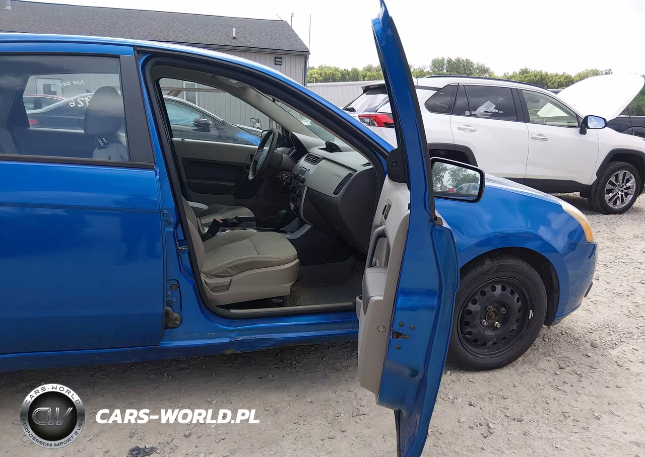 2010 Ford Focus S VIN:1FAHP3EN5AW278286 - 5