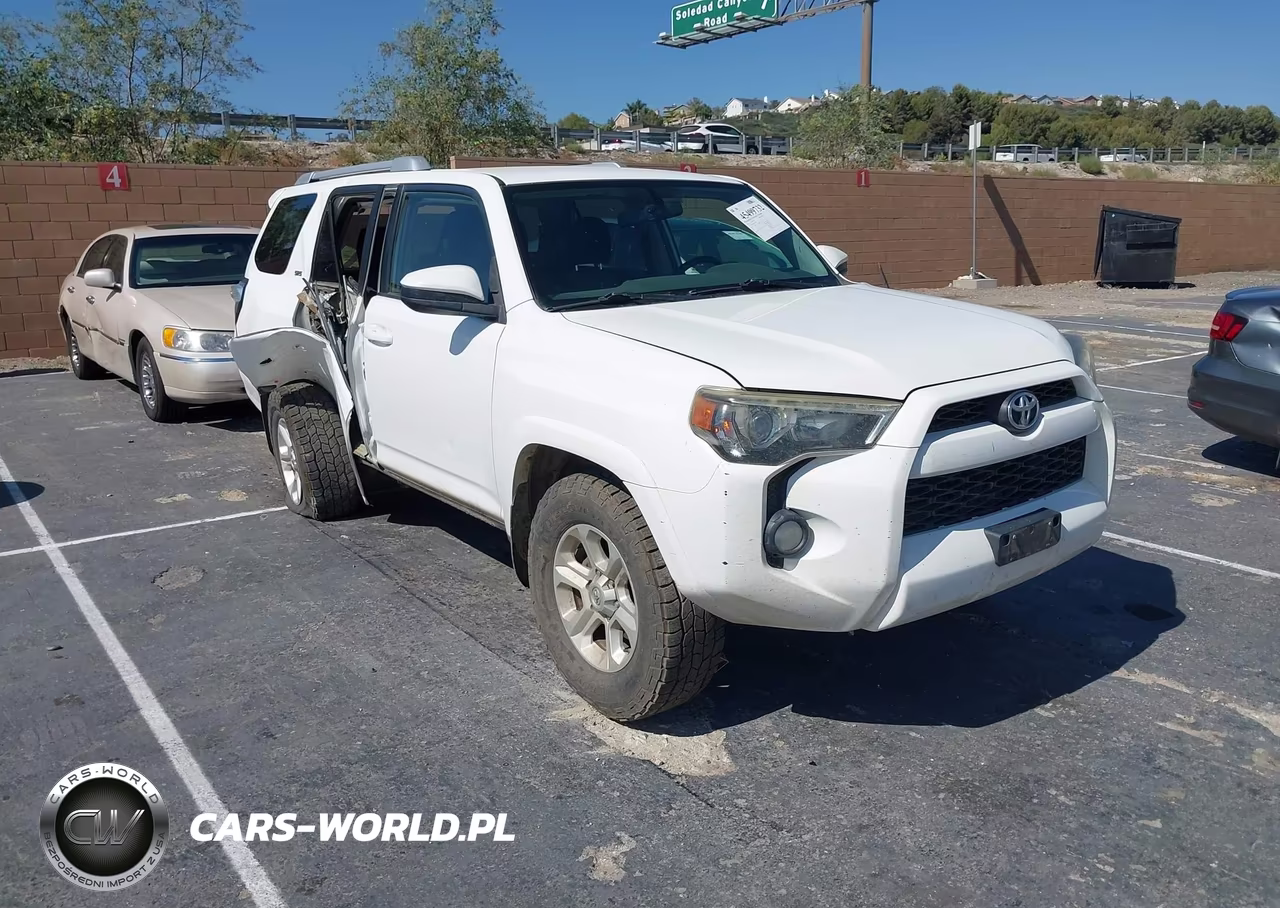 2014 Toyota 4Runner Sr5 – zdjęcie 1 z 16