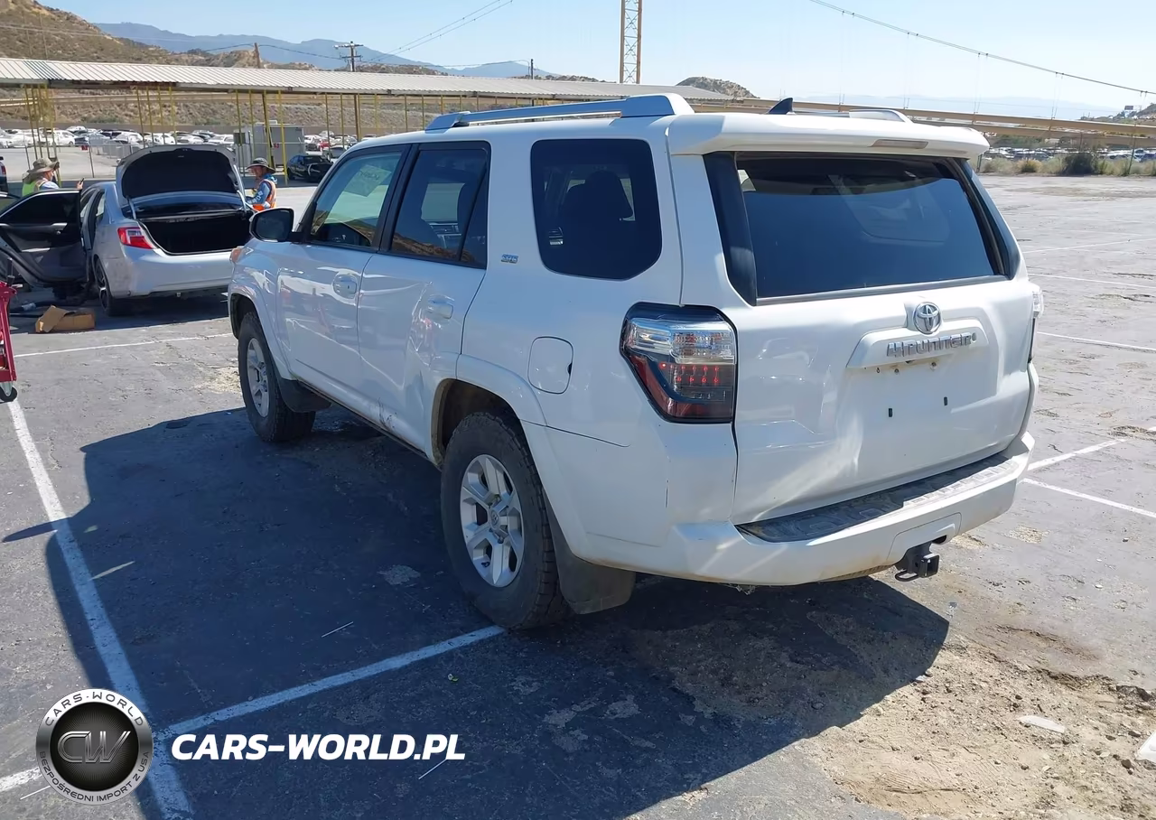 2014 Toyota 4Runner Sr5 VIN:JTEBU5JR2E5165688 - 3
