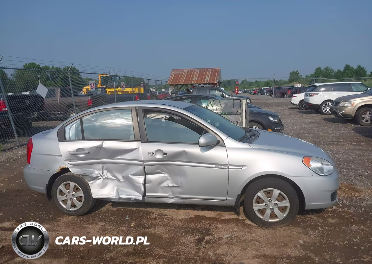 2011 Hyundai Accent Gls VIN:KMHCN4AC4BU619884 - 13
