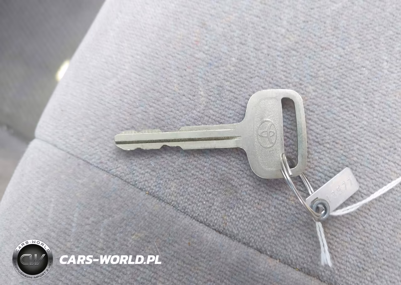 1998 Toyota Camry Le VIN:4T1BG22K3WU365428 - 11