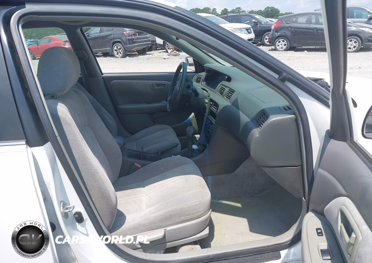 1998 Toyota Camry Le VIN:4T1BG22K3WU365428 - 5