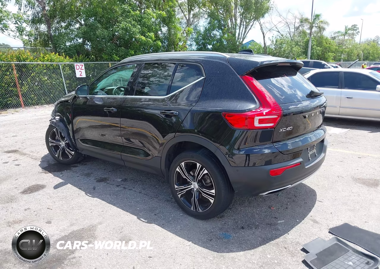 2020 Volvo Xc40 T4 Inscription VIN:YV4AC2HL7L2318807 - 3