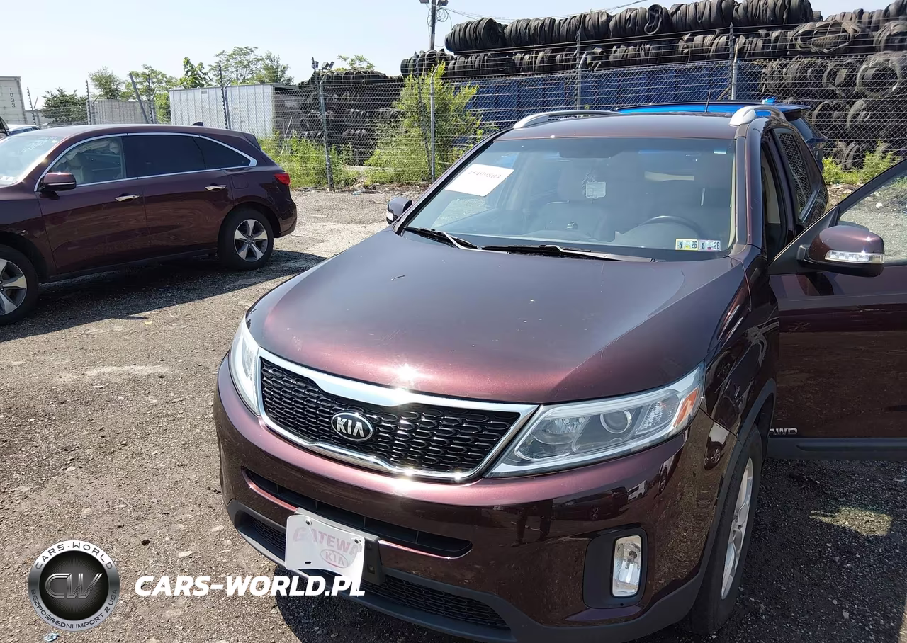 2015 Kia Sorento Lx VIN:5XYKTCA66FG638759 - 6