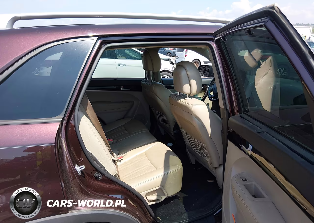 2015 Kia Sorento Lx VIN:5XYKTCA66FG638759 - 8