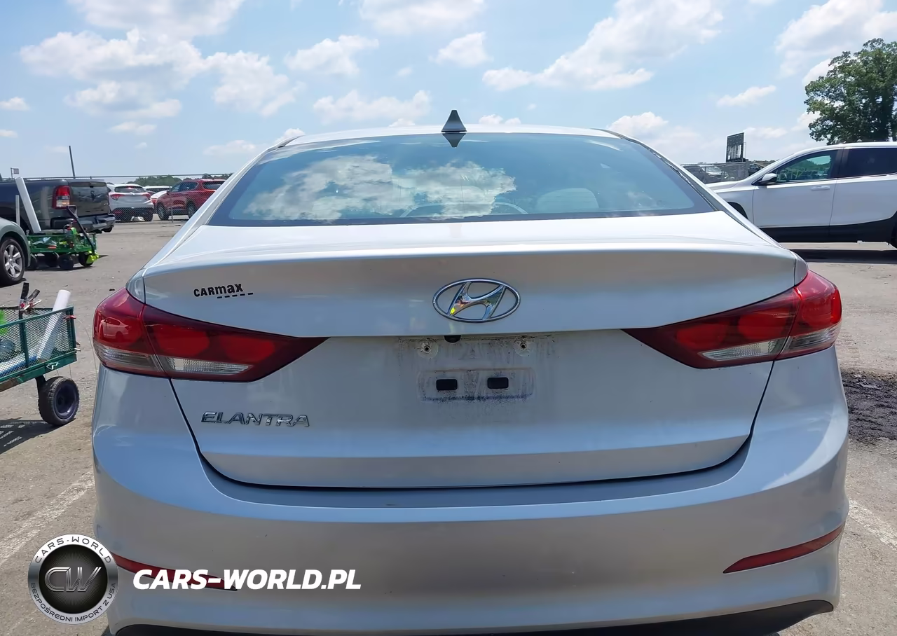 2018 Hyundai Elantra Sel VIN:5NPD84LF2JH337422 - 16