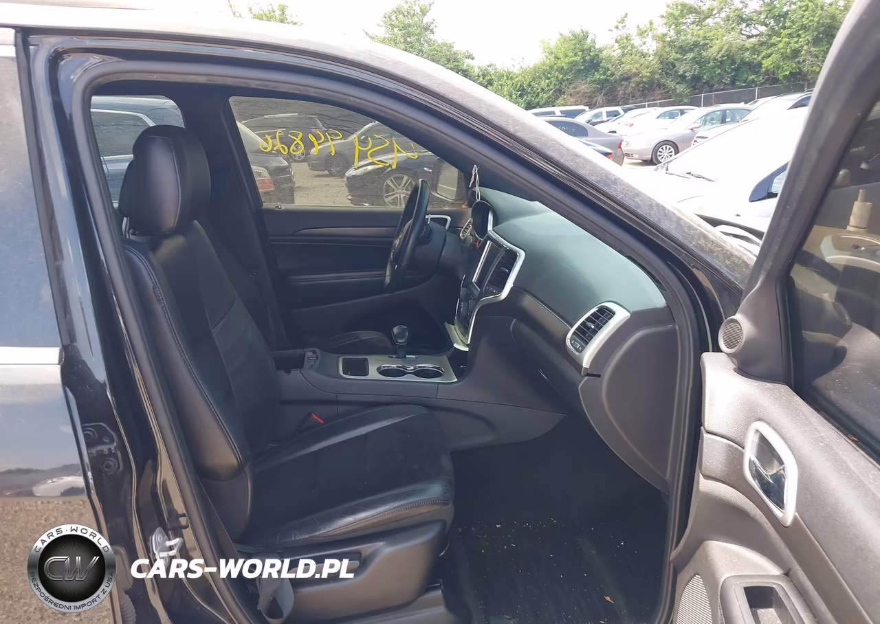 2015 Jeep Grand Cherokee Altitude VIN:1C4RJFAG9FC939982 - 5