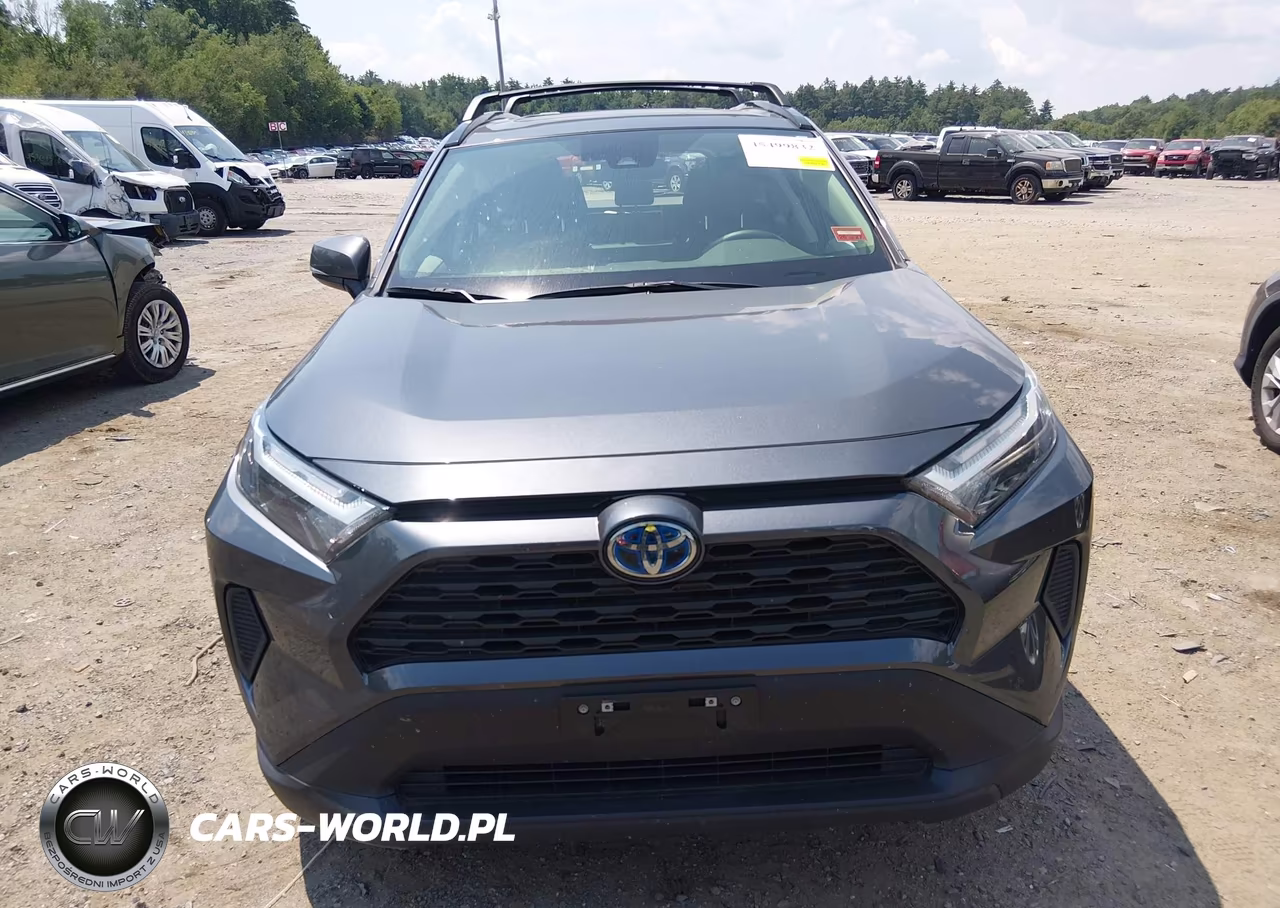 2024 Toyota Rav4 Hybrid Xle VIN:JTMRWRFV5RD239160 - 13
