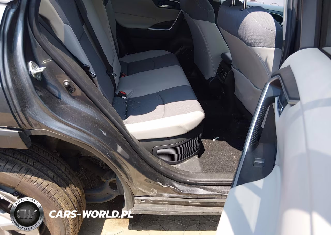 2024 Toyota Rav4 Hybrid Xle VIN:JTMRWRFV5RD239160 - 8