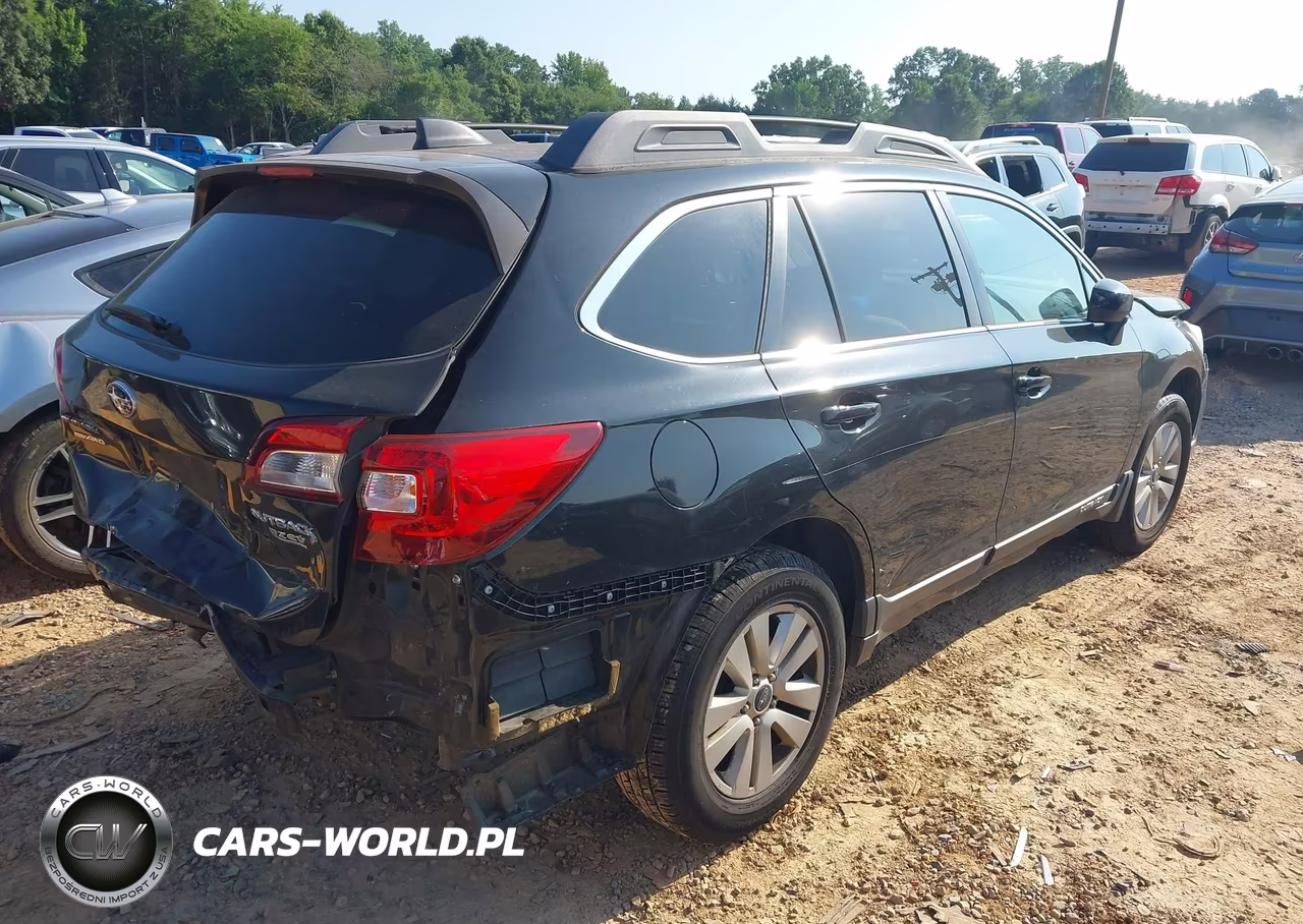 2017 Subaru Outback 2.5I Premium VIN:4S4BSADC5H3419920 - 4