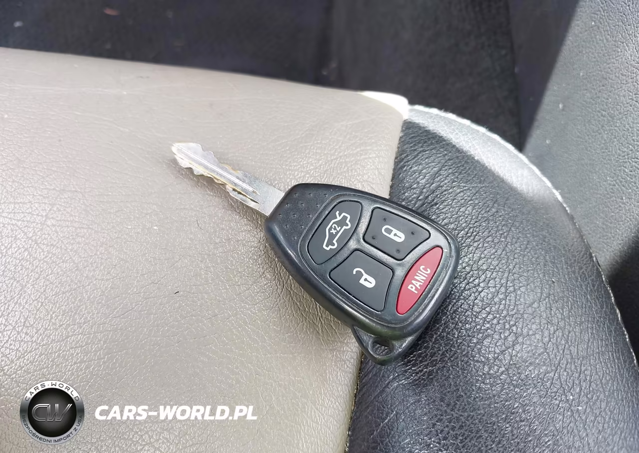 2006 Chrysler 300 VIN:2C3KA53G56H456984 - 11