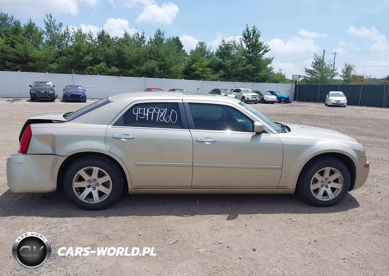 2006 Chrysler 300 VIN:2C3KA53G56H456984 - 13