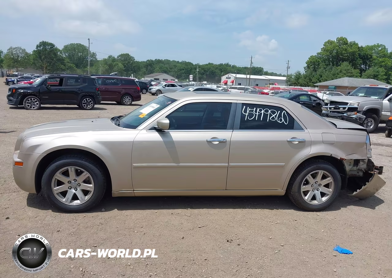 2006 Chrysler 300 VIN:2C3KA53G56H456984 - 14