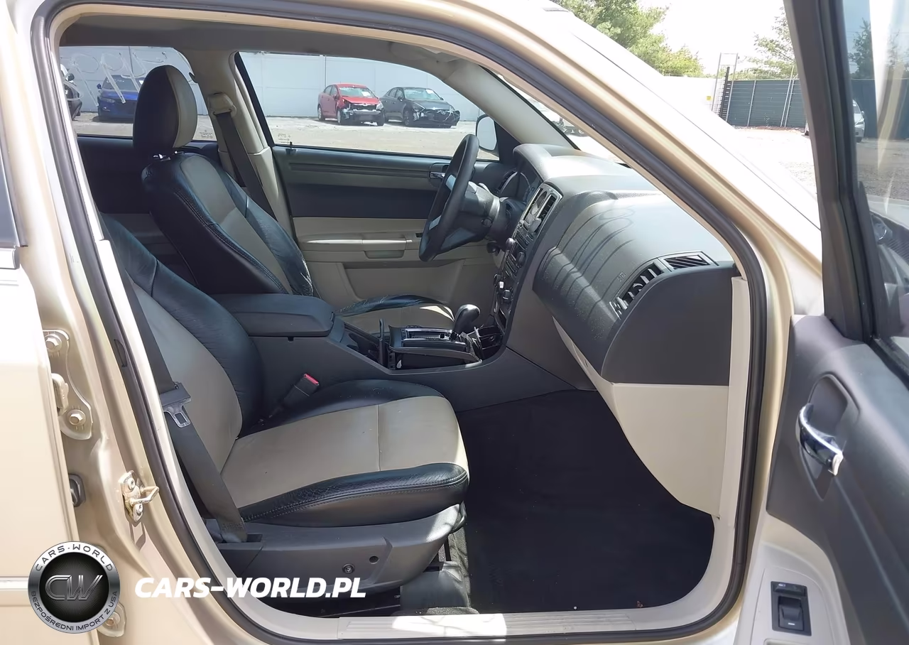 2006 Chrysler 300 VIN:2C3KA53G56H456984 - 5
